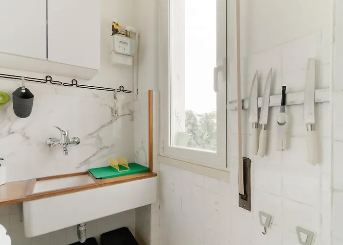 Apartment Guesthost - Dergano M3 Bright *