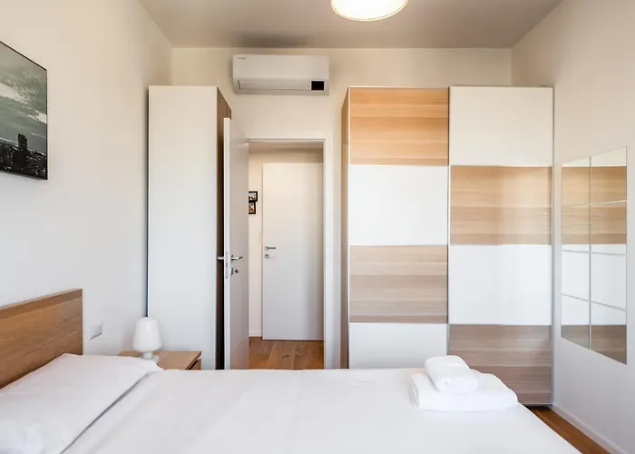 Design Flat With Terrace At 10 Min San Siro Stadium Апартаменты