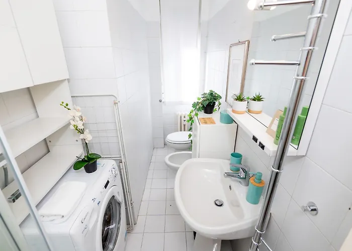 Charming With Balcony & Wi-fi Apartment Mailand