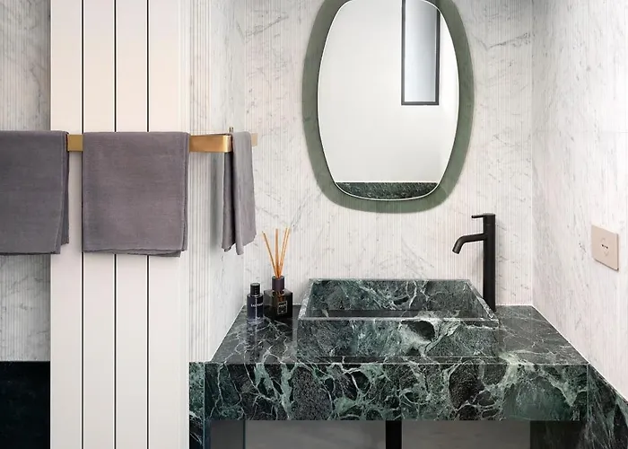 Nolo Eleganza Con Balcone E Design Appartamento