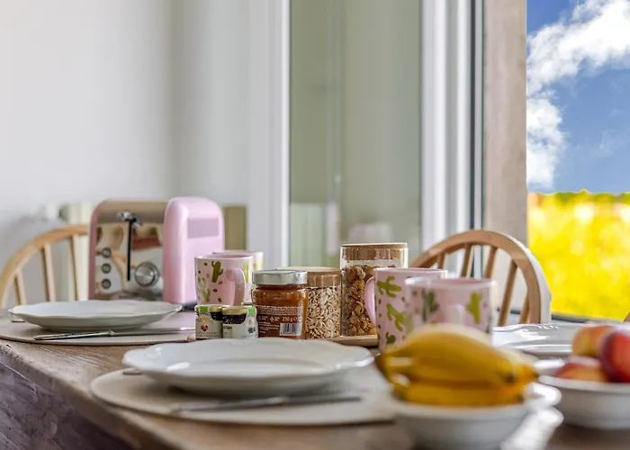 One Bedroom In The Heart Of *