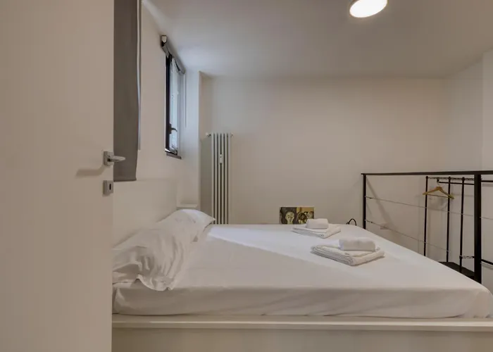 I-host - Maffei 20 *