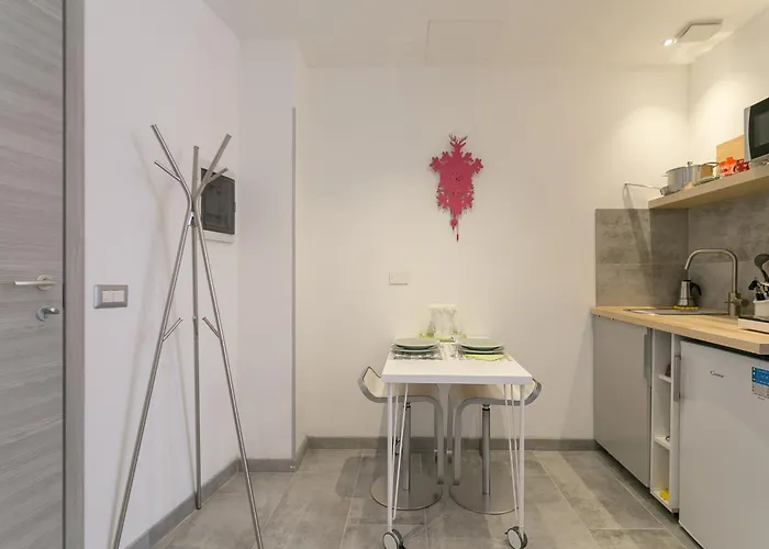 Joivy Cosy Studios, Easy Access To The Centre Of *