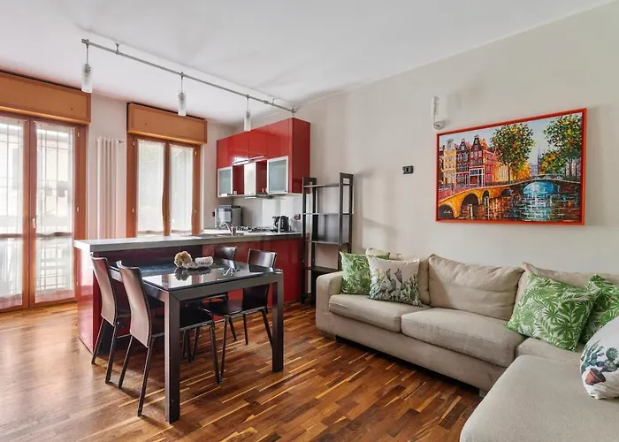 Elegant Retreat With Sunny Terrace & Excellent Metro Links * Mediolan