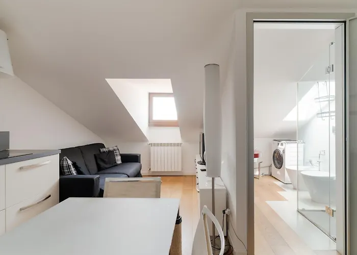 Guesthost - Darsena Bright * Milano