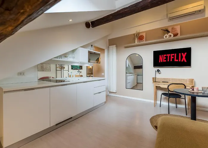 In Porta Venezia At 5 Min From Station *