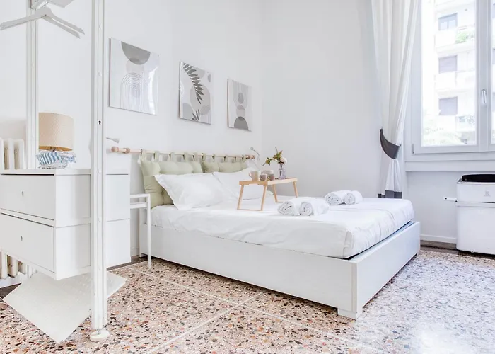 Easylife - - Soperga 44 Pt - Milánó