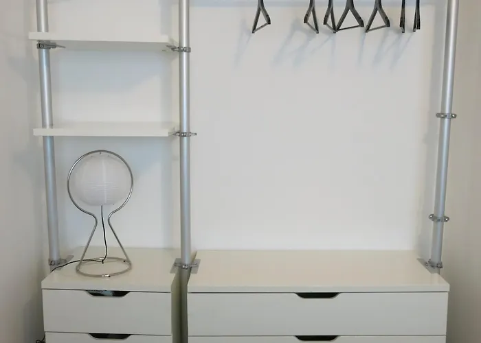 Bright And Lovely Private In