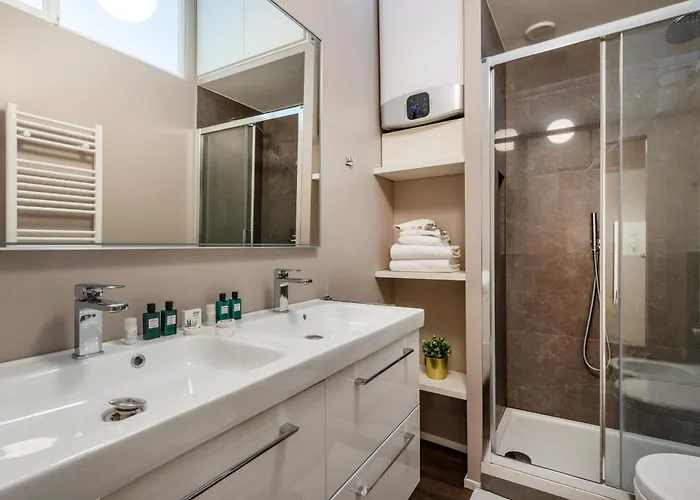 Duomo B - Panoramic Two Bedrooms