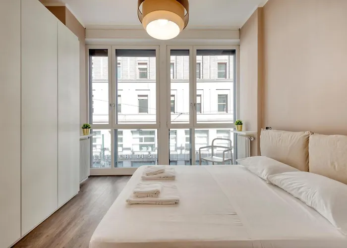 Duomo B - Panoramic Two Bedrooms アパート