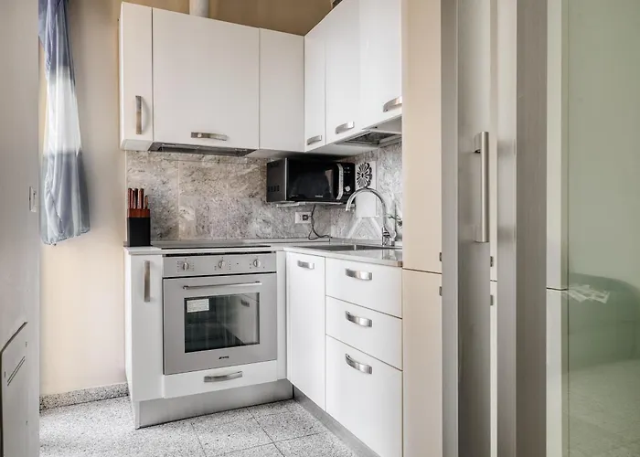 Appartement For 6 - Walk To Milan's Spots *