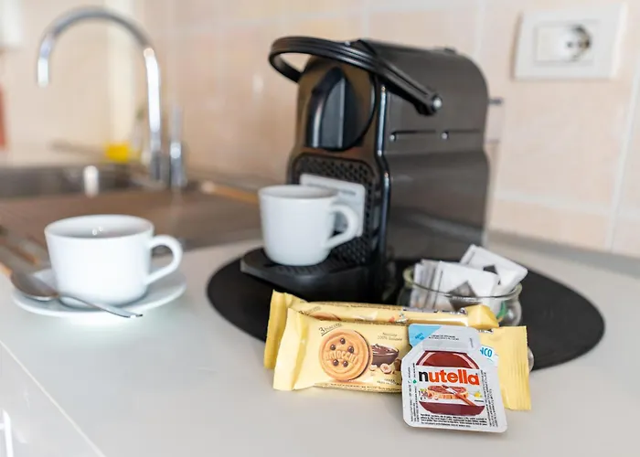 Elegant With Terrace In Life Apartman