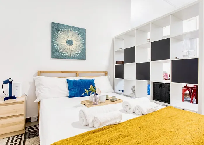 Easylife - Charme Nel Quartiere Isola A