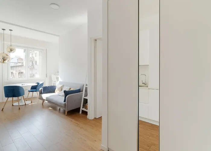 Guesthost - M2 Sant'agostino Bright *