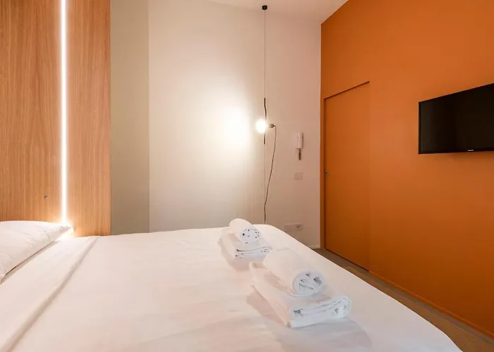 Mora 9 - The Boutique - B * Milão