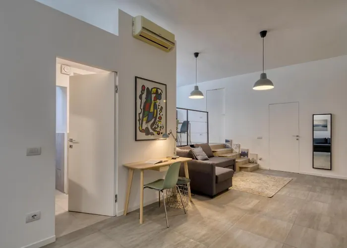 I-host - Maffei 20 * 밀라노