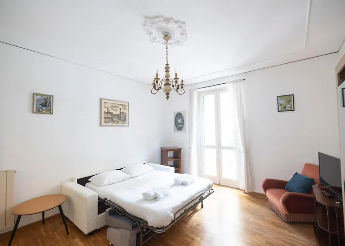 Splendido Trilocale A 400m Dalla Stazione Apartman