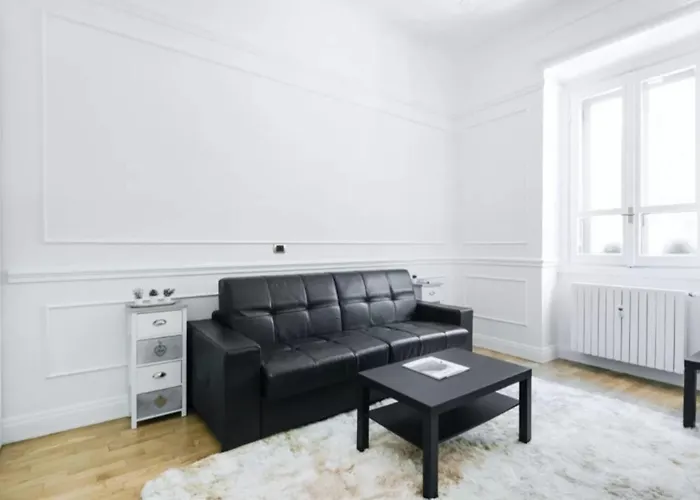 Aquileia - Stylish Loft Close To Navigli - Metro M4 Coni Zugna & Sant'ambrogio Apartmán