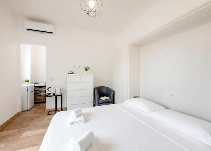 Trevi 4 - The White - B דירה מילאנו