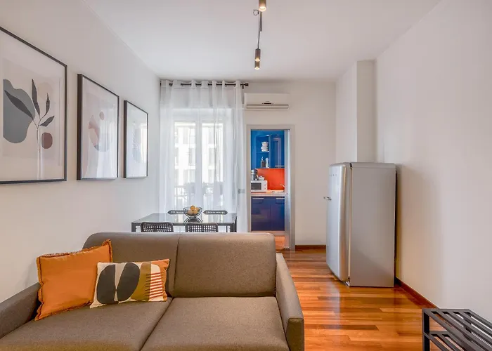 Spacious Design Flat At Navigli At 15 Min From Duomo Apartment *