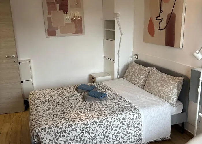 Stupendo Monolocale In Piazza Insubria-i24