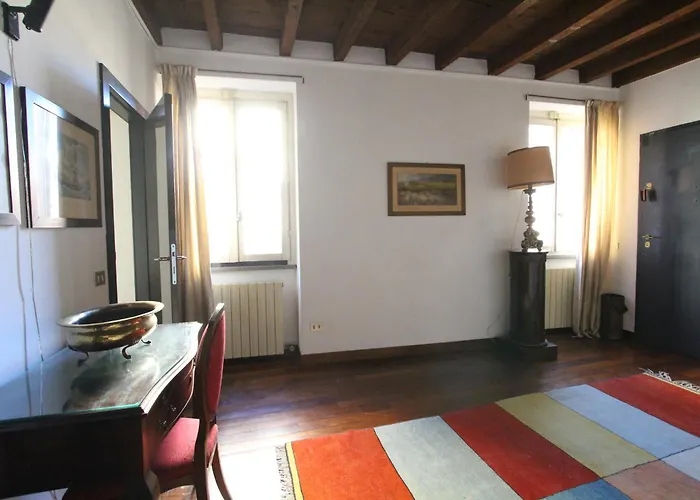 Bamboo Brera Fiorichiari * מילאנו
