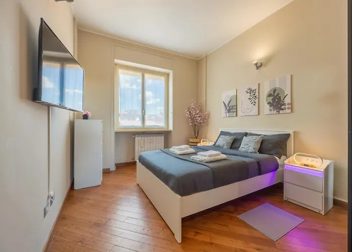 Bright & Cozy 2 Bedroom Flat 50m From M4 Stop Apartman Milánó