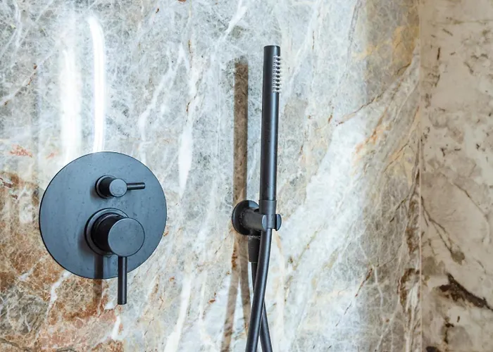 Michelangelo Moscova Golden House *