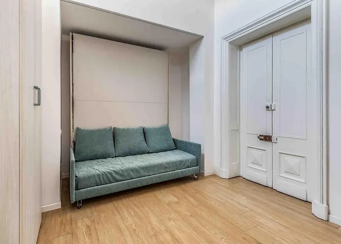 Heated Hydromassage Pool Station1' View Milán