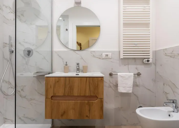 Designer In A Unique Setting Near M2 - Berra 10 *