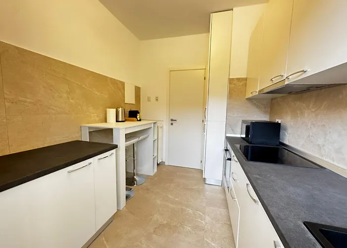 Kibilu - Via Sem Benelli Milaan