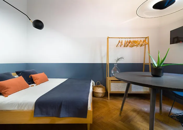 Design Of Wood & Charm Apartmán