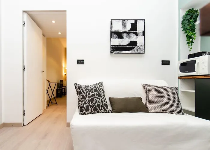 Corso Chic Street, Porta Garibaldi, Stazione Centrale, Nel Cuore Della Di *