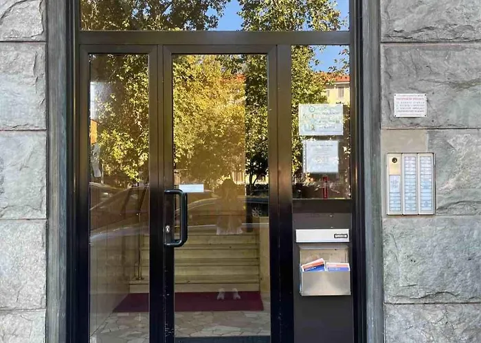 Simona -bocconi,naviglio,duomo,milano-cortina,ieo,iulm,assago Forum Milano