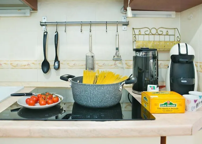 Cozy 5 Posti Letto - 15 Minuti Dal Duomo - Metro M1 A 4 Minuti - Ac - Wifi - Netflix *