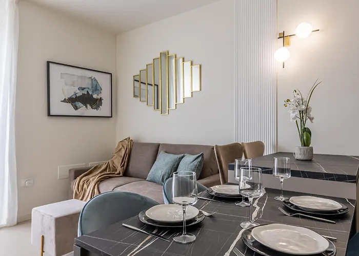 Navigli Eleganza Moderna Con Luce Naturale