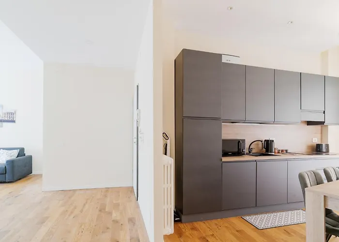 Guesthost - Cici House Mm2 Piola *