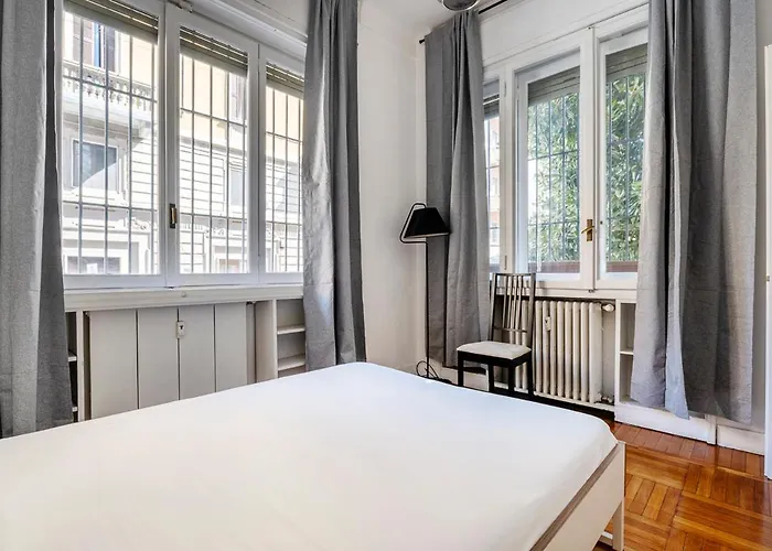 Exclusive 4 Bedrooms In Brera *