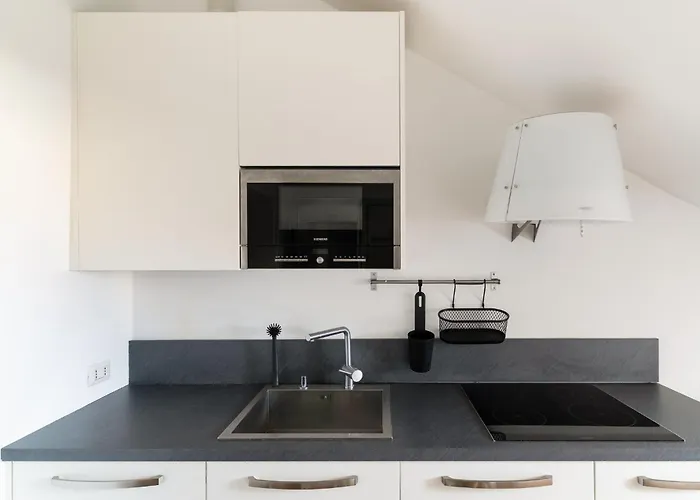 Guesthost - Darsena Bright Appartement Milaan