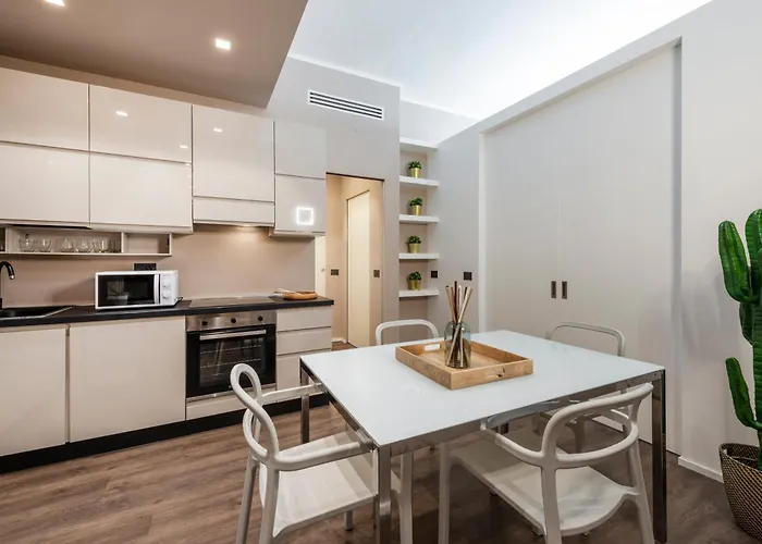 Duomo B - Panoramic Two Bedrooms * ミラノ