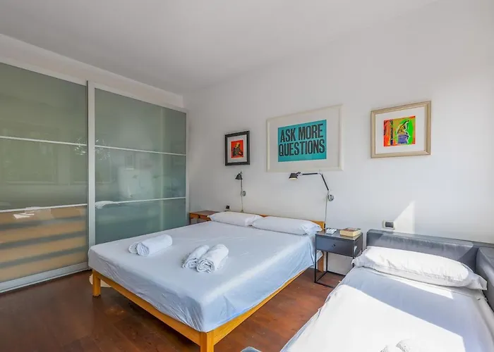 Parking, 2 Min To Metro, 8 Min To Rho Fiera, Air Conditioning Milán
