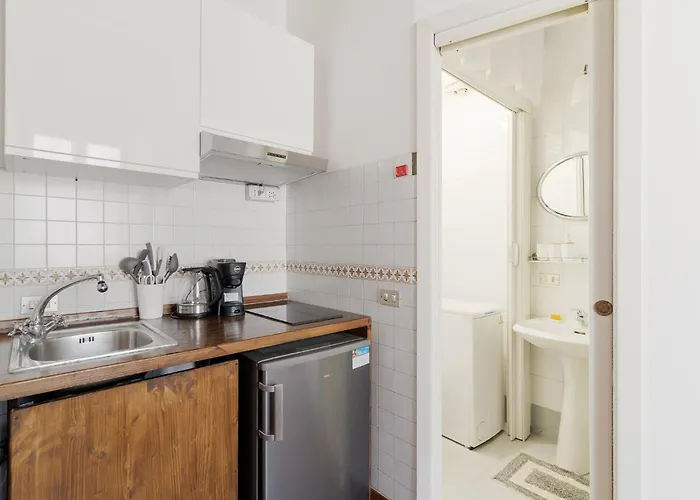 Guesthost - Comfy Navigli Milano