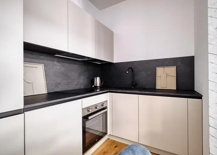 Joivy Modern 1-bedroom Flat In * Milán
