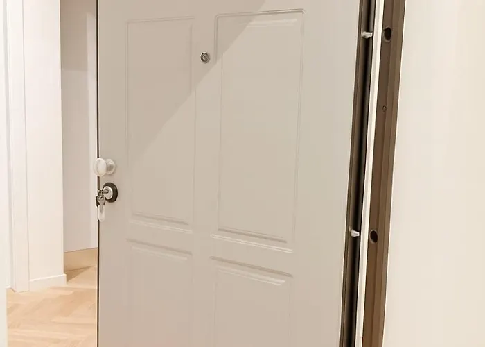 Stylish Flat Porta Romana E Bocconi Daire Milano