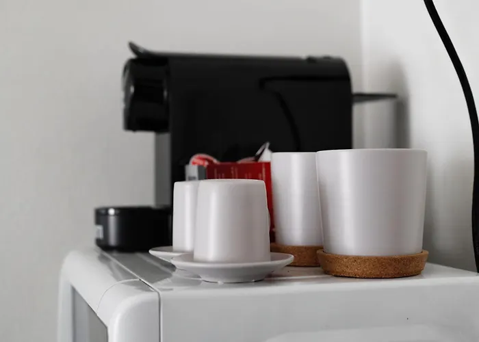 Apartment Minimal Chic Near