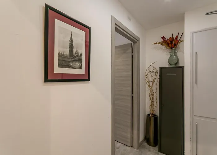 Apartment Joivy Cosy Studios, Easy Access To The Centre Of Milan