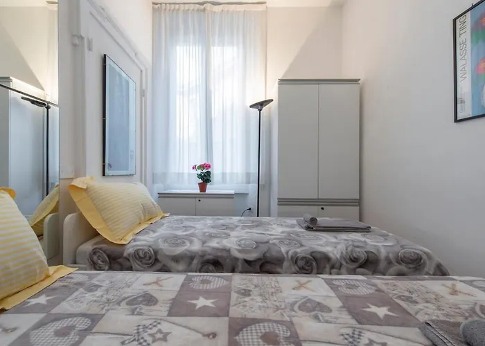 Stylish At Isola-garibaldi District - B Apartman Milánó