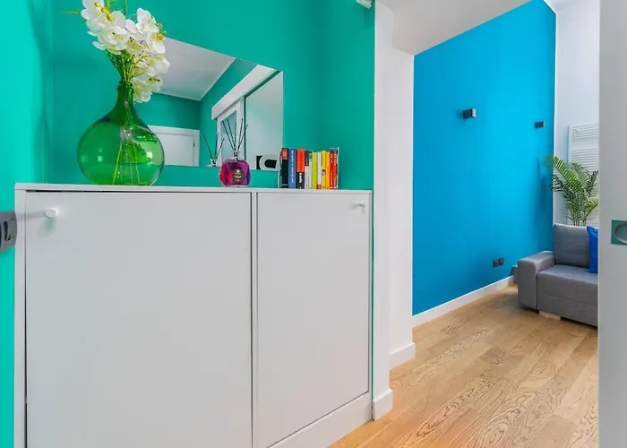 Bold Corner - Authentic District Close To Center *