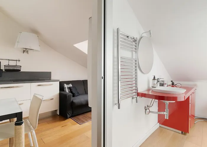 Guesthost - Darsena Bright Milano