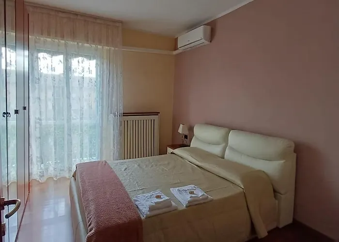 La Tana In Via Boifava In Apartmán *